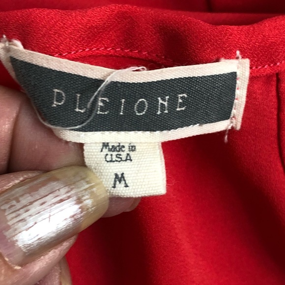 Pleione Red Flyaway Front Sleeveless Top M - Picture 3 of 6